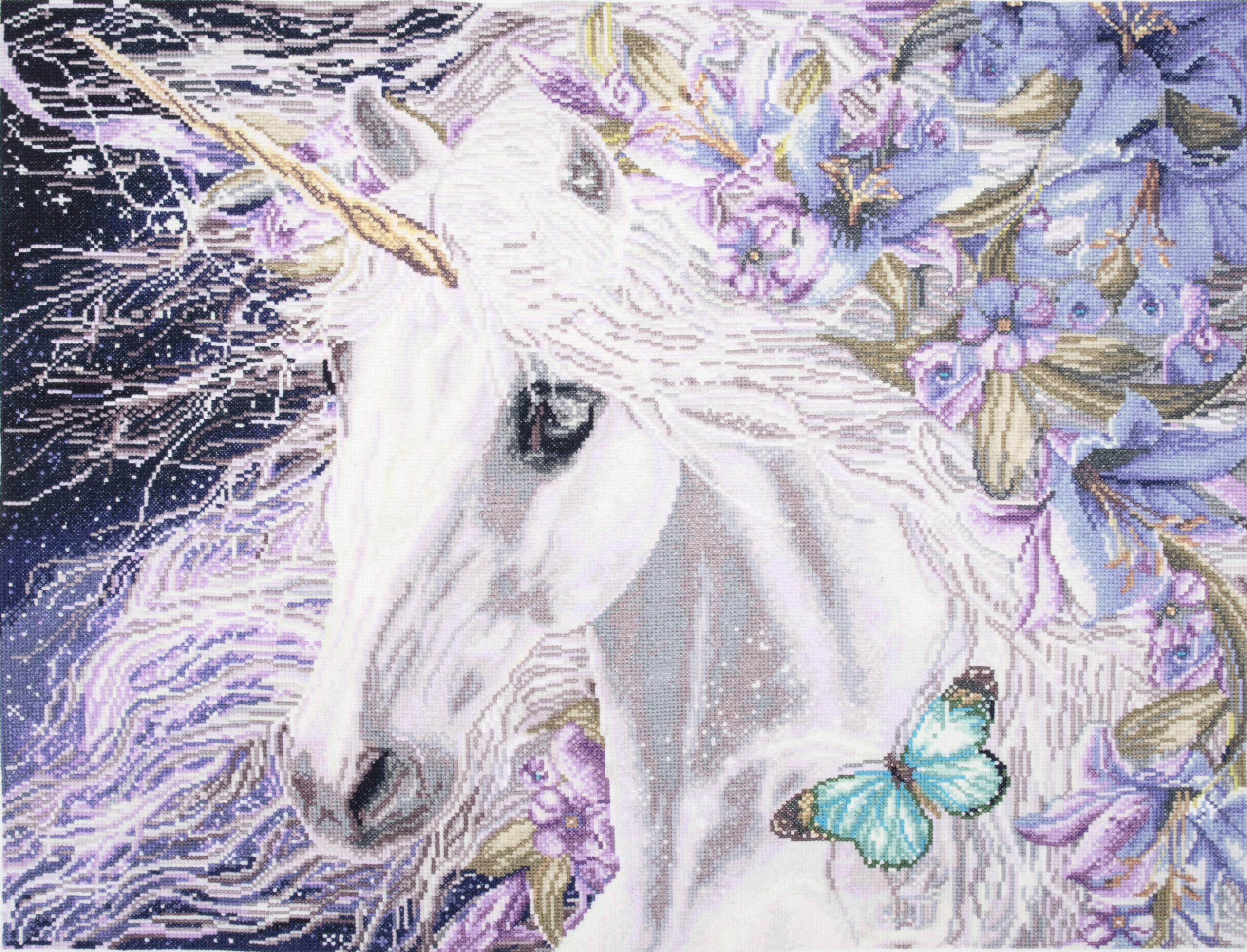 Counted Cross Stitch Kit: Extra Large: Unicorn - Image 2