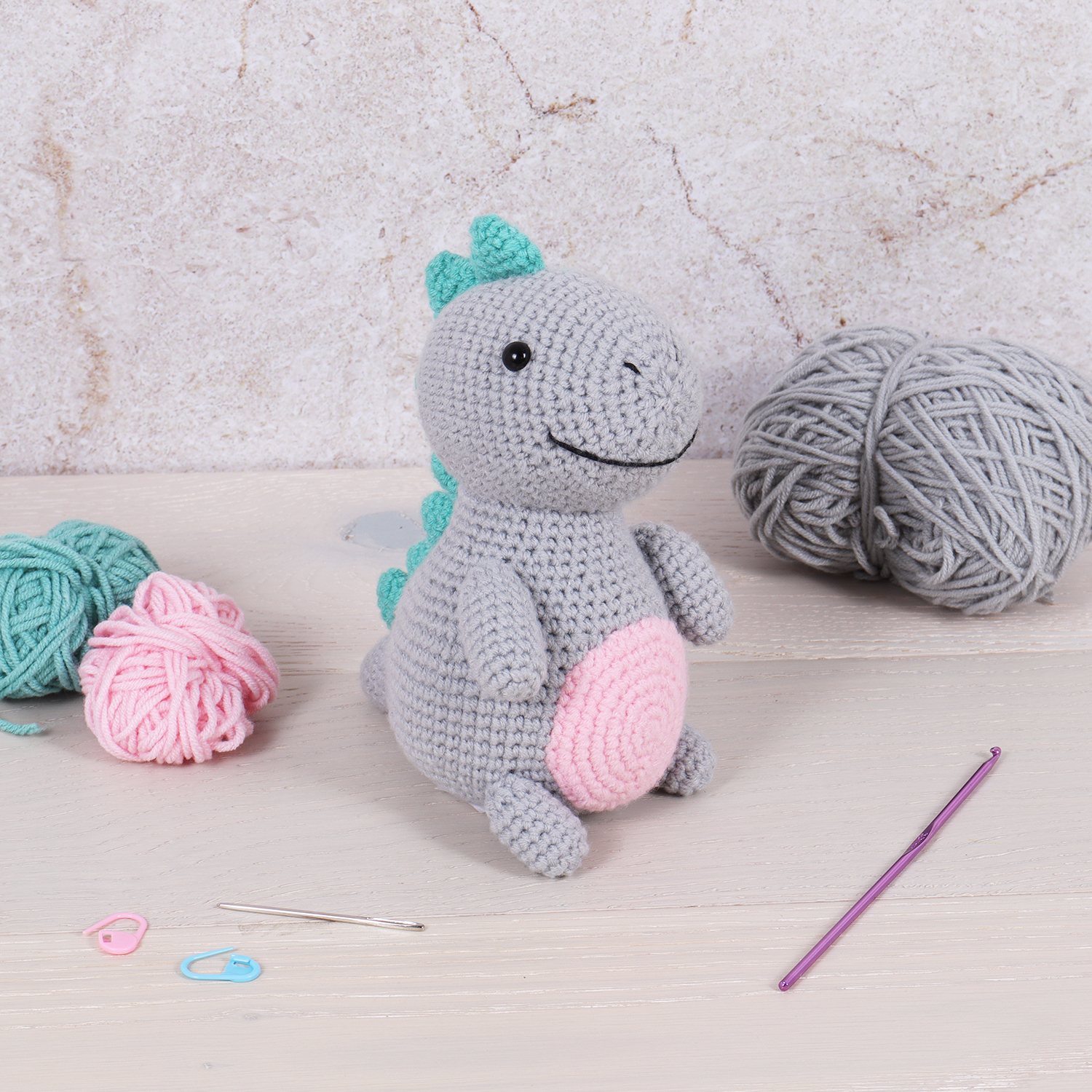 Crochet Kit: Amigurumi: Dinosaur - Image 4