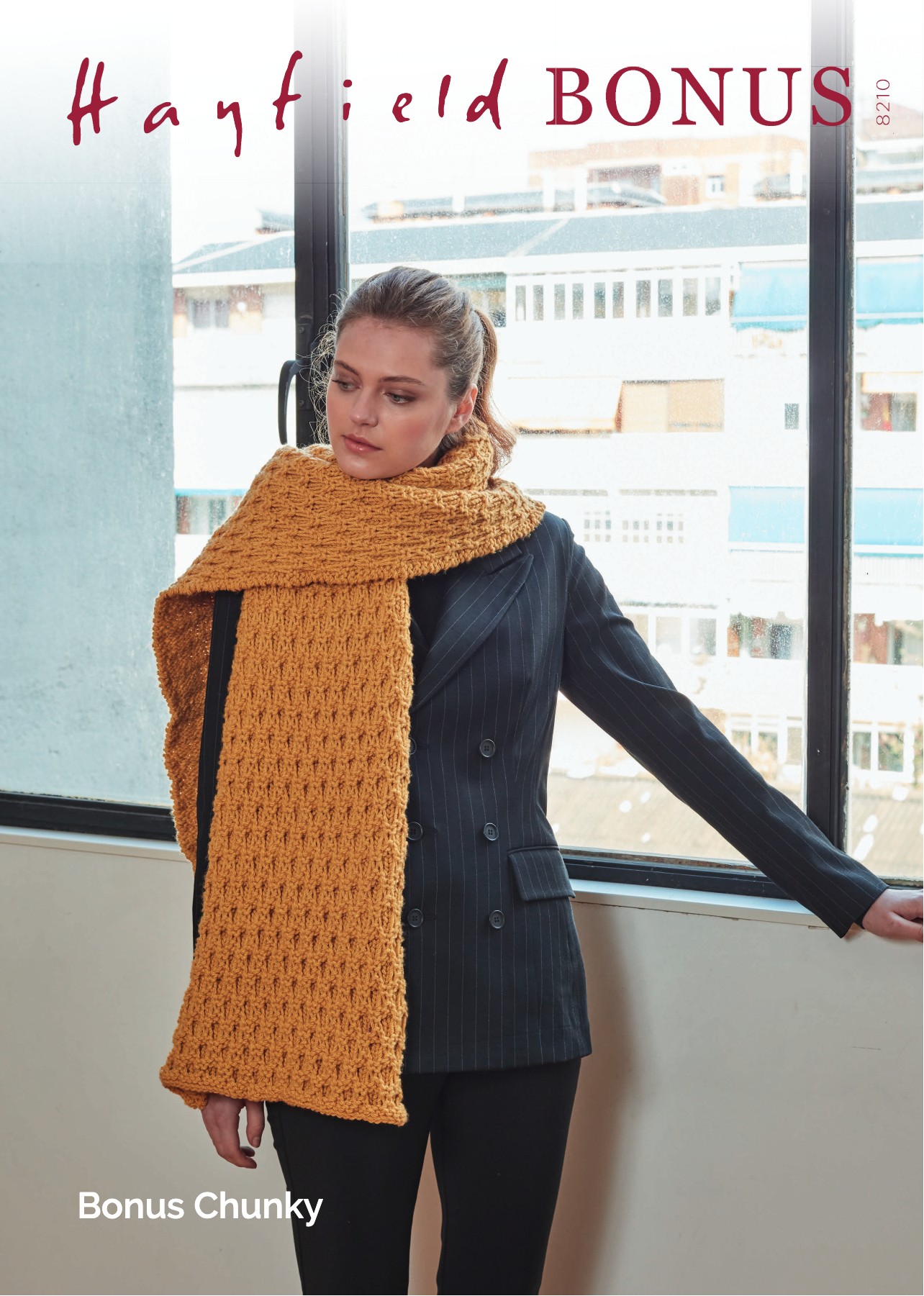 Scarf in Hayfield Bonus Chunky