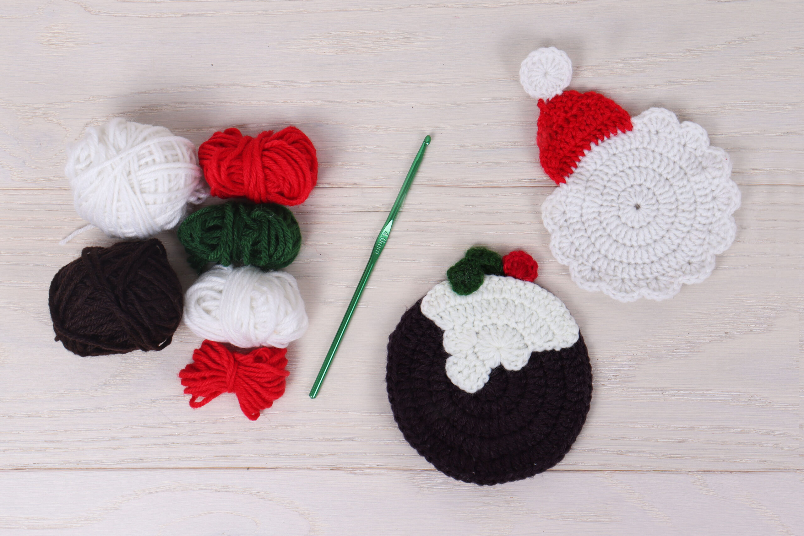 Crochet Kit: Crochet-Your-Own Coasters: Christmas: 2 Pieces - Image 3