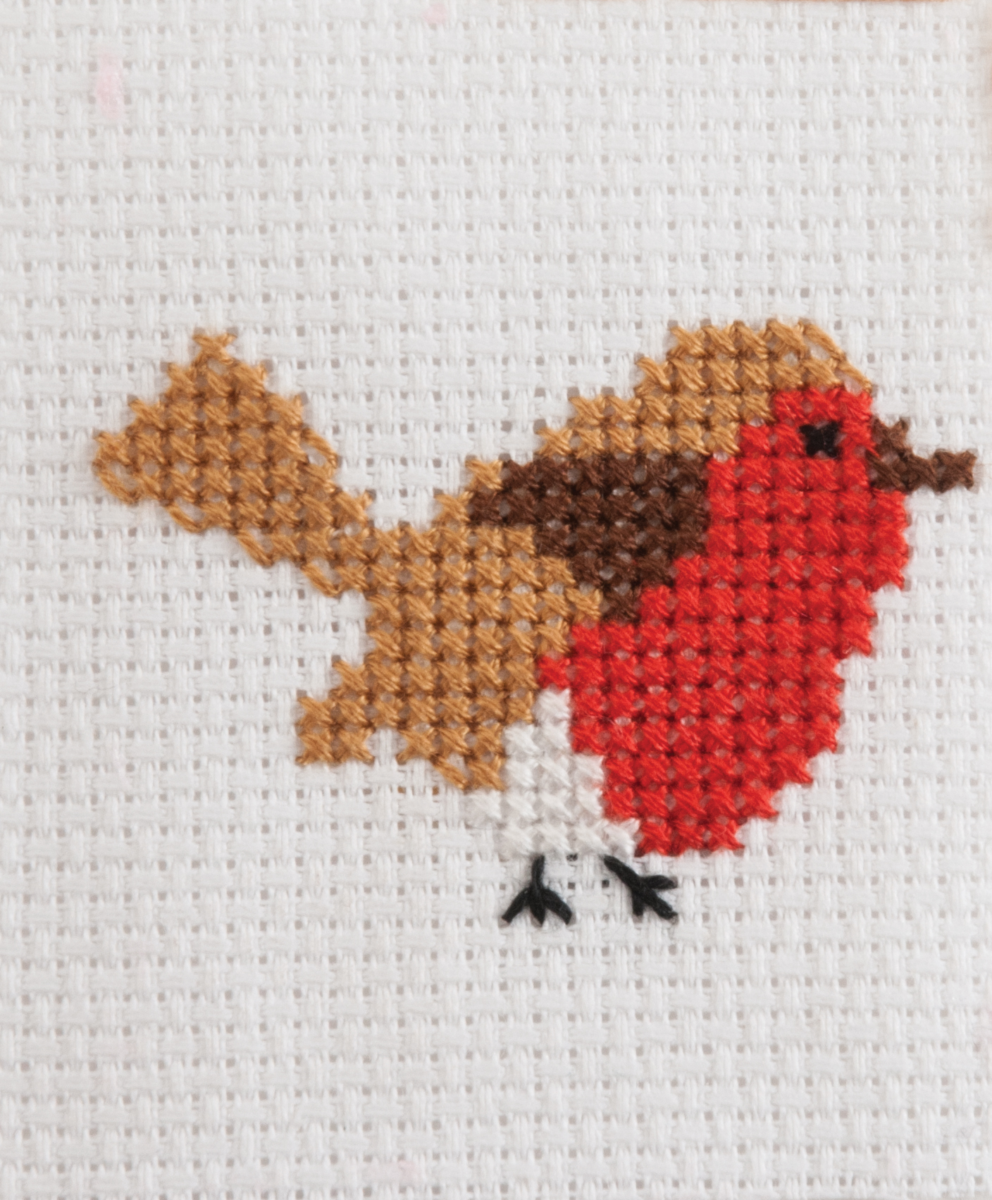 Counted Cross Stitch Kit: Christmas Greetings Card: Robin - Image 4