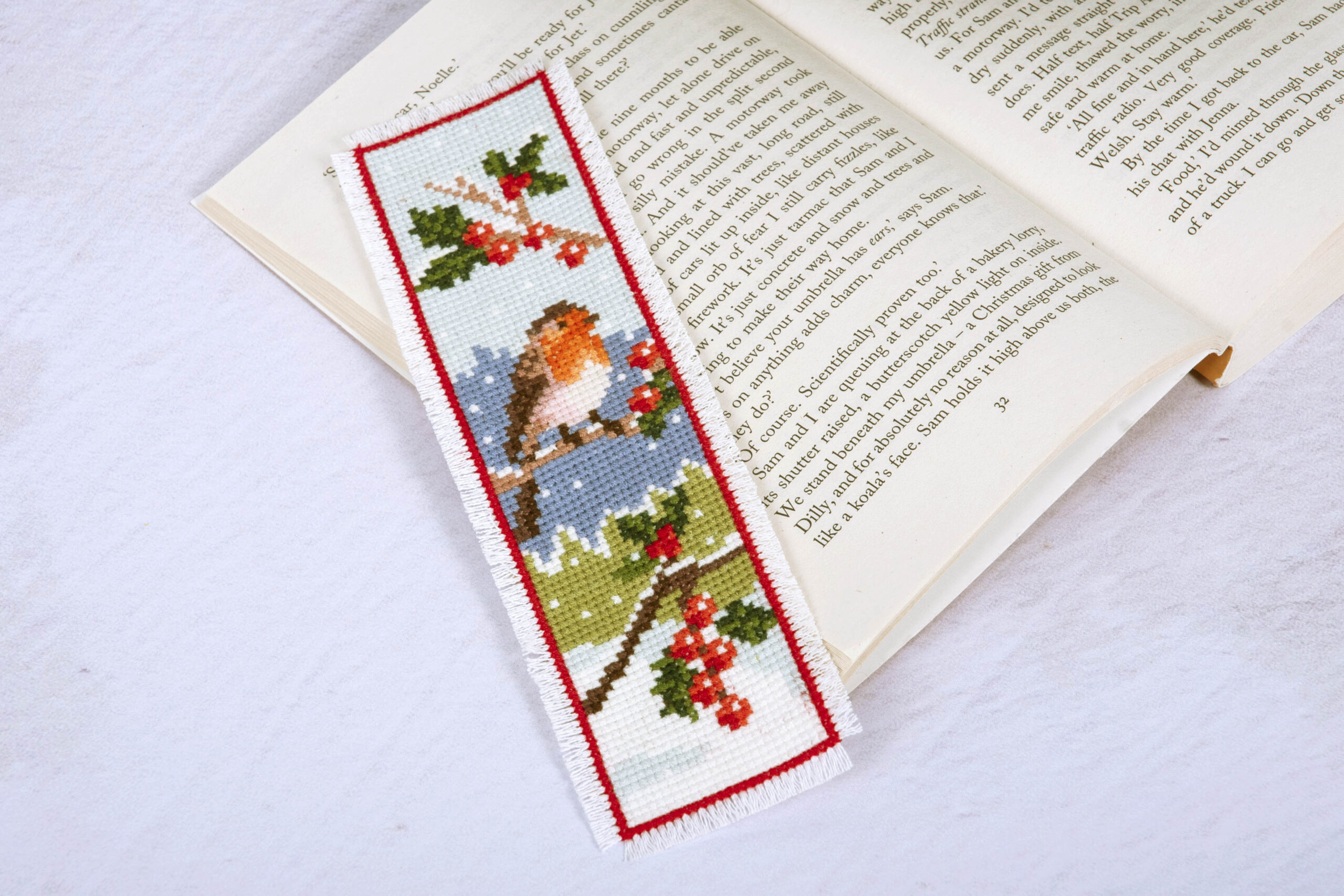 Counted Cross Stitch Kit: Bookmark: Robin - Image 3