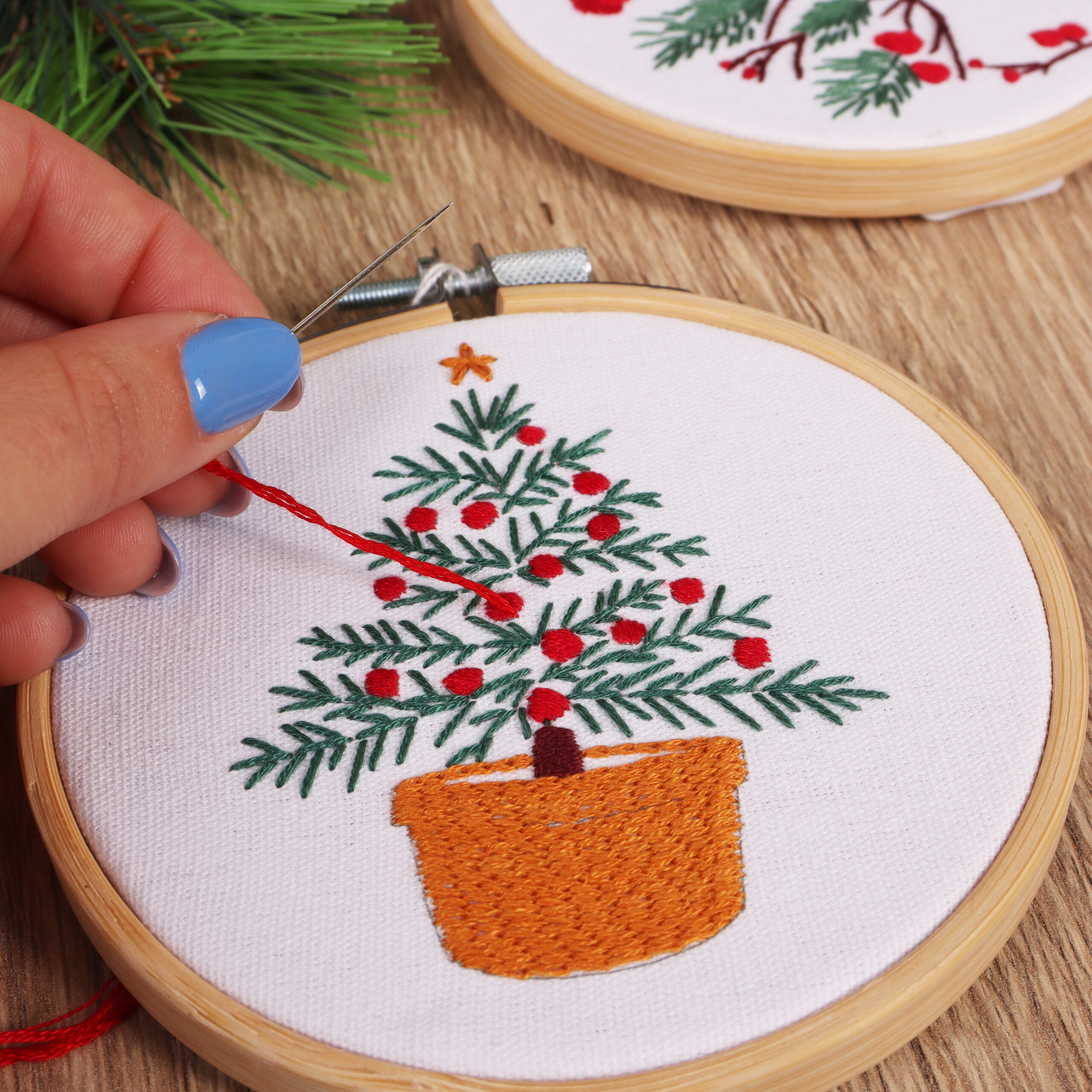 Embroidery Kit with Hoop: Mini: Tree - Image 3