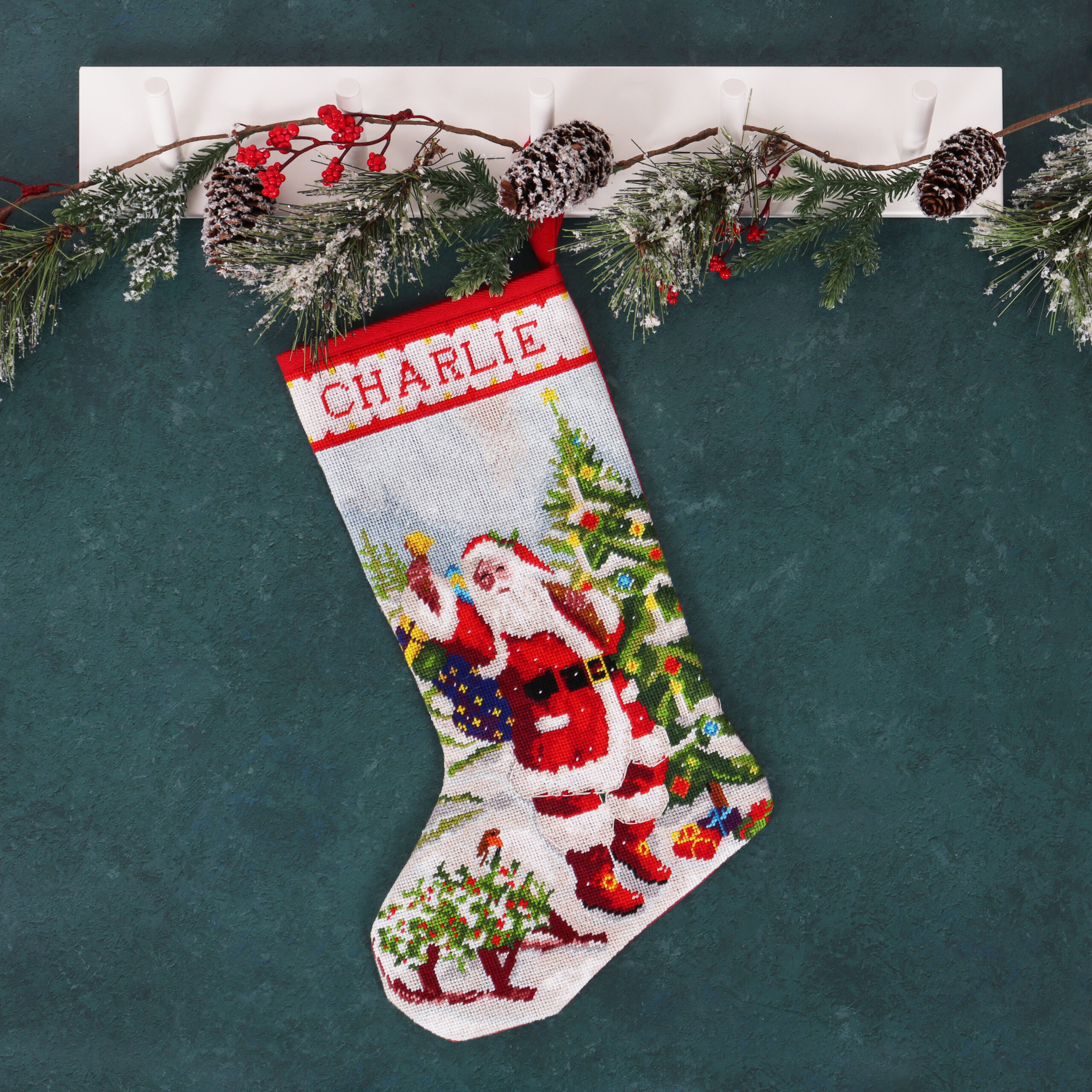 Half Stitch / Tapestry Kit: Stocking: Father Christmas - Image 4